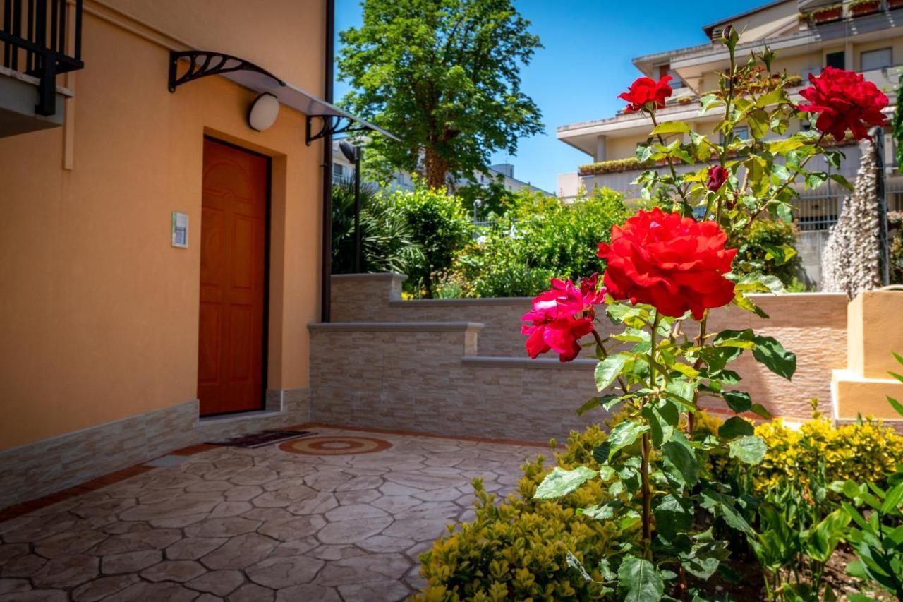 Antonella'S House Apartment Vasto Exterior photo